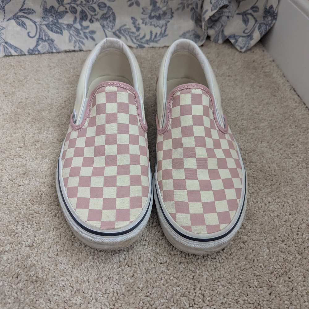Classic Slip On Checkered Vans Pink. Size 10 Womens.